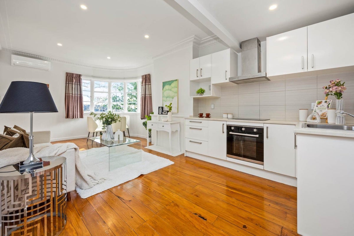 2/886 Dominion Road, Mount Roskill, Auckland - Carousel 2