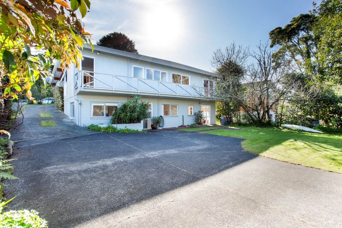 4 Awaruku Road, Torbay, Auckland - Carousel 1