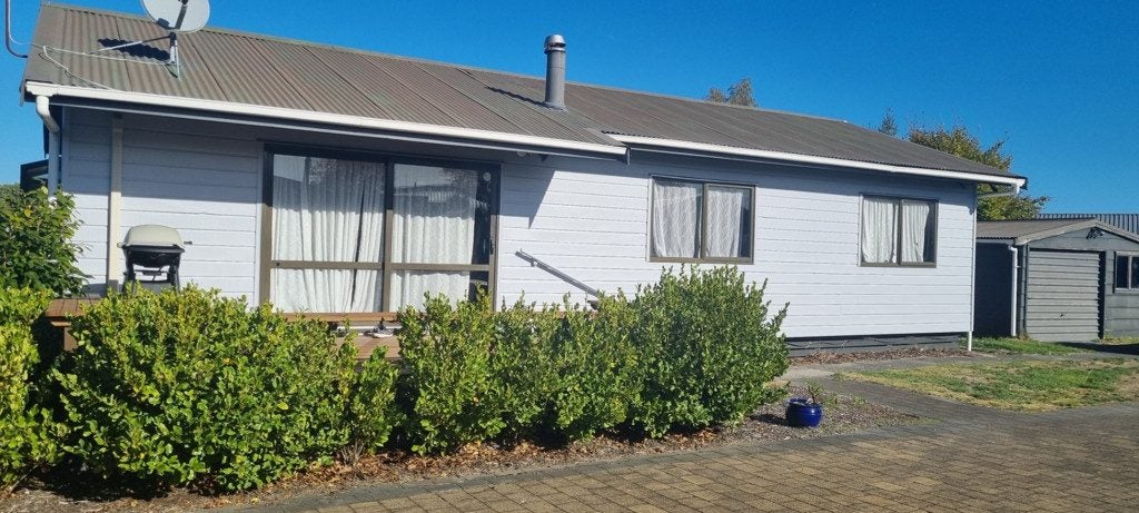 13 Arthur Crescent, Hilltop, Taupo - Carousel 1