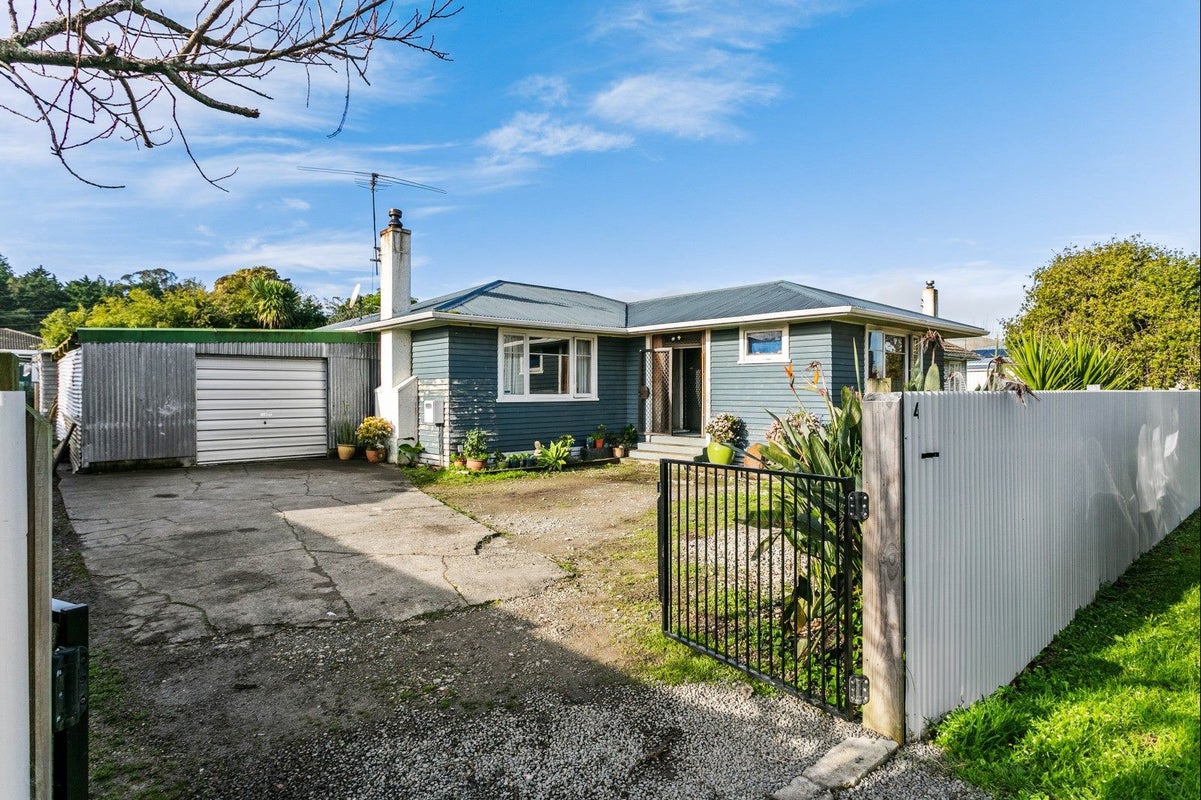 4 Martin Road, Outer Kaiti, Gisborne - Carousel 1