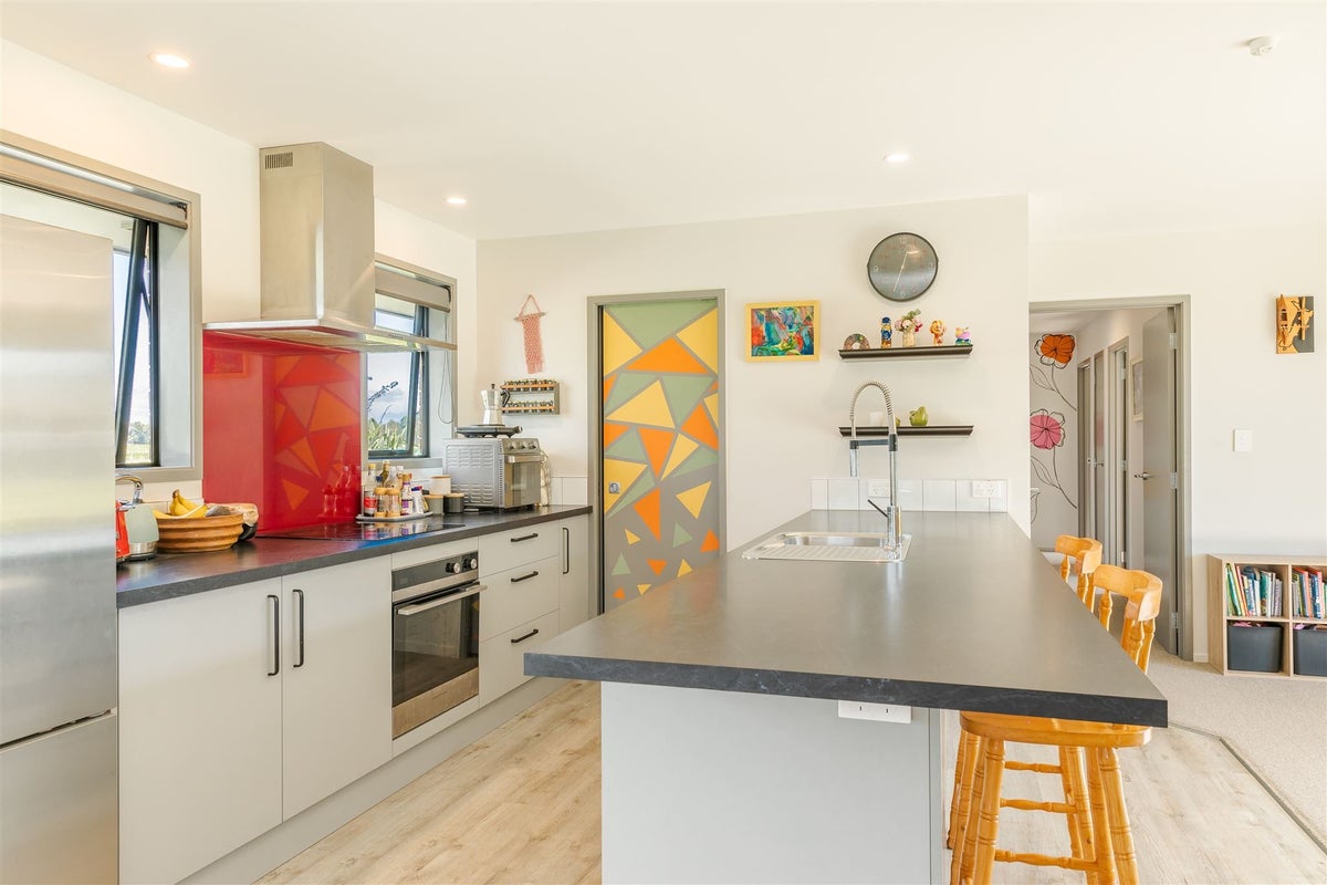 101 Veale Way, Fairdown, Westport - Carousel 2