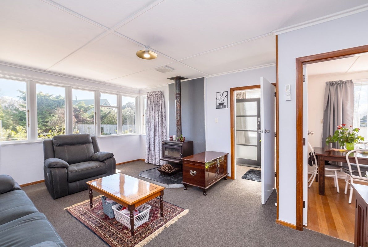 16D South Belt, Solway, Masterton - Carousel 2