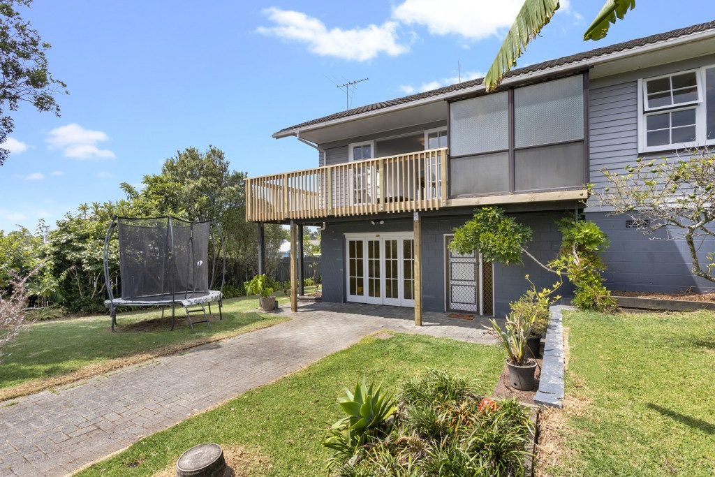 1/39 Butterworth Drive, Glendene, Auckland - Carousel 1