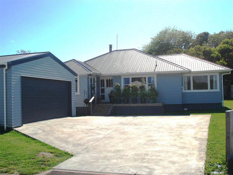 9 Sandleigh Drive, Athenree, Katikati - Carousel 1