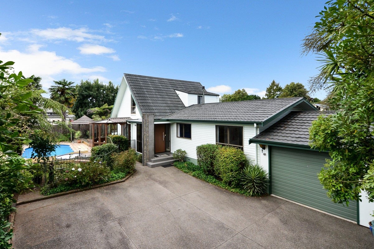 11 Cullimore Street, Pukete, Hamilton - Carousel 2
