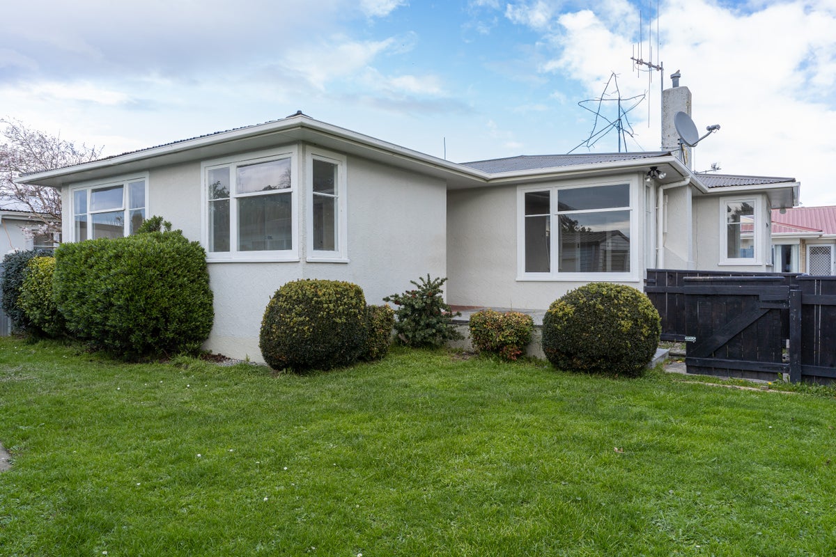 20 Stephens Crescent, Highbury, Palmerston North - Carousel 1