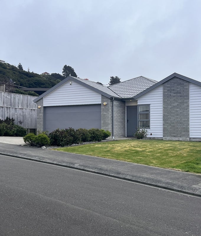 2 Gennaker Lane, Whitby, Porirua - Carousel 2
