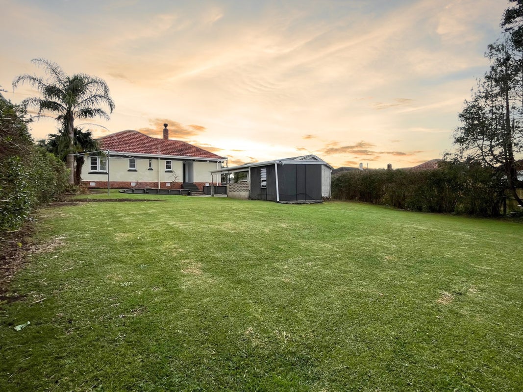 1 Curtis Street, Kensington, Whangarei - Carousel 2