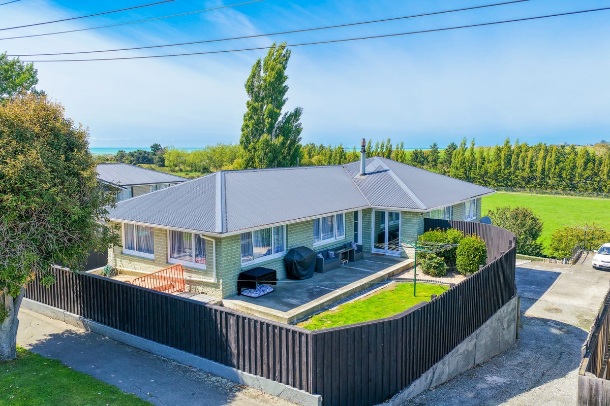 7 Cambridge Street, Kensington, Timaru - Carousel 1