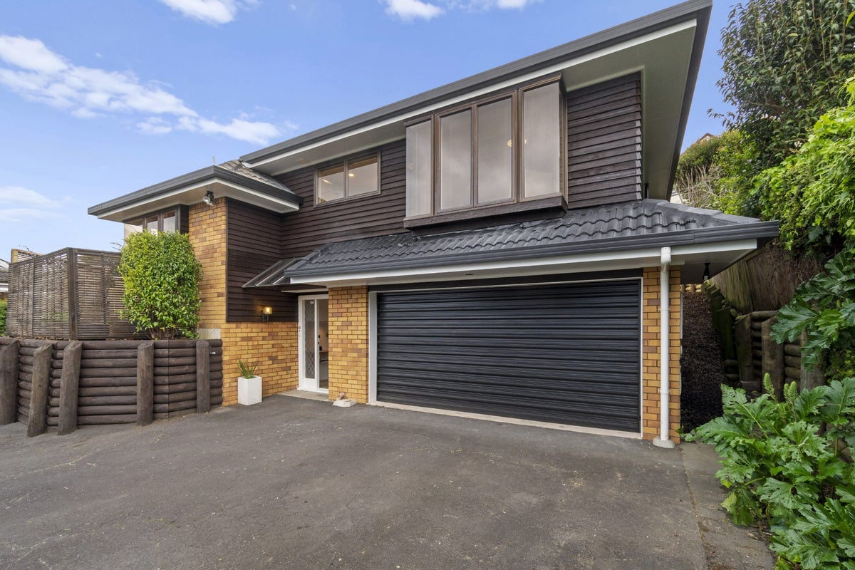 21A Rutherford Terrace, Meadowbank, Auckland - Carousel 1