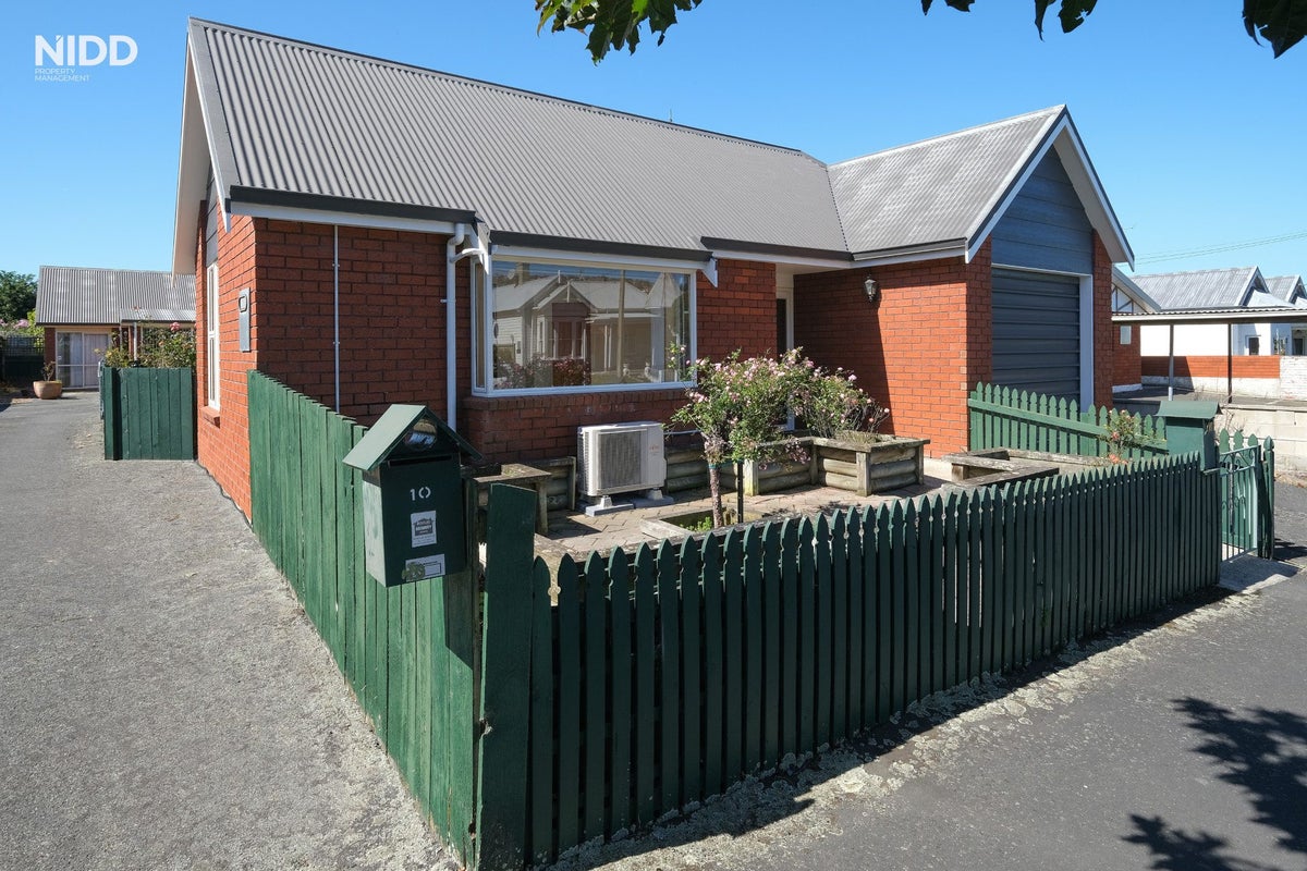 10A Baker Street, Caversham, Dunedin - Carousel 13