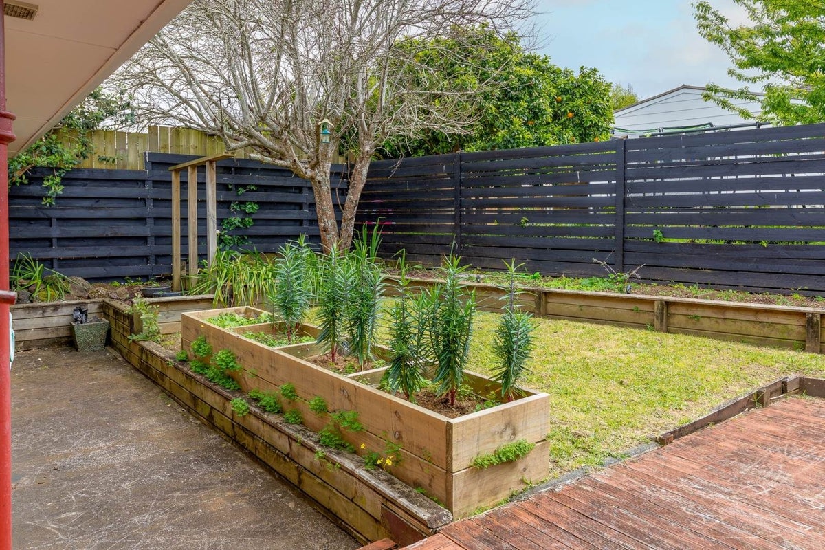 109A Meadowbank Road, Meadowbank, Auckland - Carousel 19