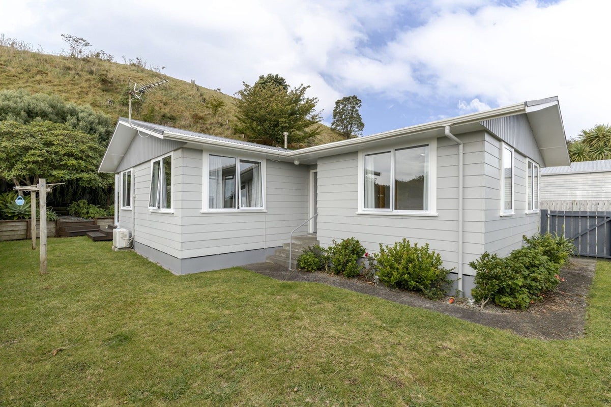 69 Oranga Street, Westown, New Plymouth - Carousel 1