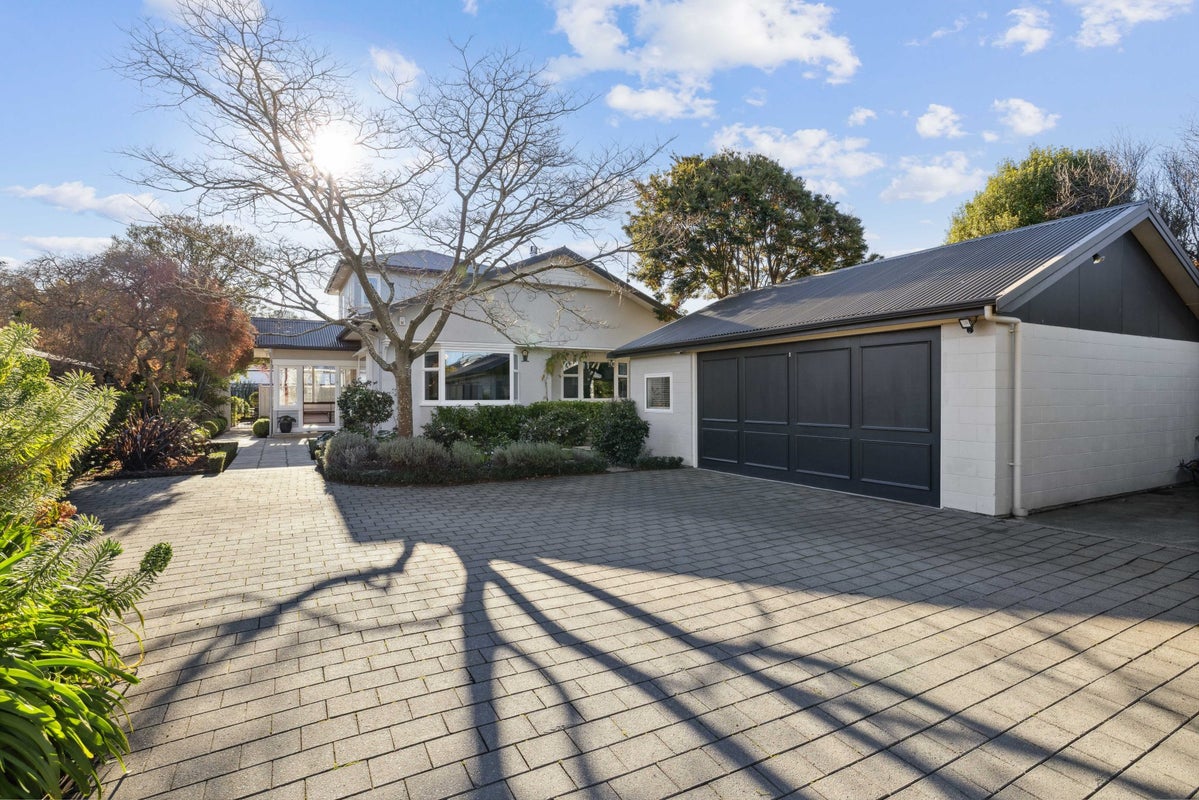 19 Weston Road, St Albans, Christchurch - Carousel 28