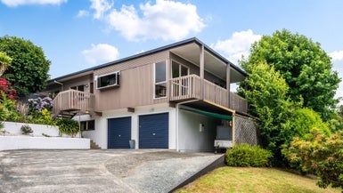 5 Rugby Place, Kamo, Whangarei - Carousel 1