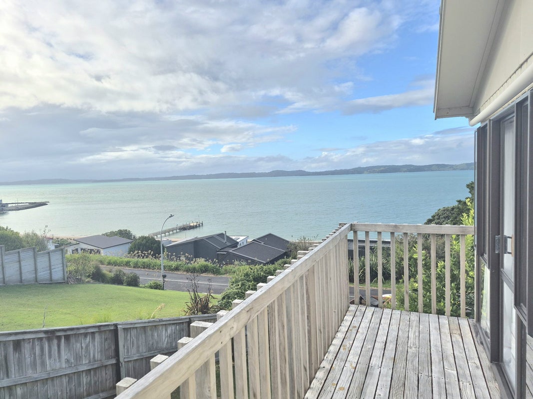 27 Carlton Crescent, Maraetai, Auckland - Carousel 1