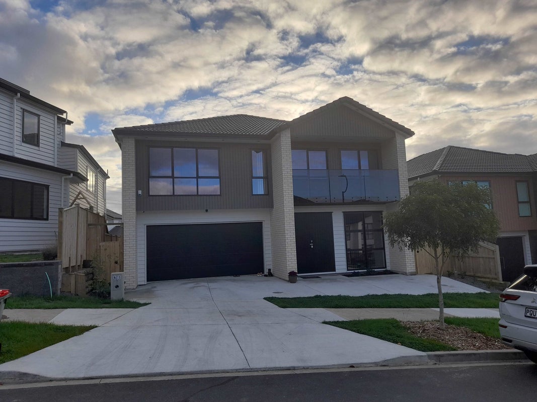 41 Koromeke Street, Flat Bush, Auckland - Carousel 1