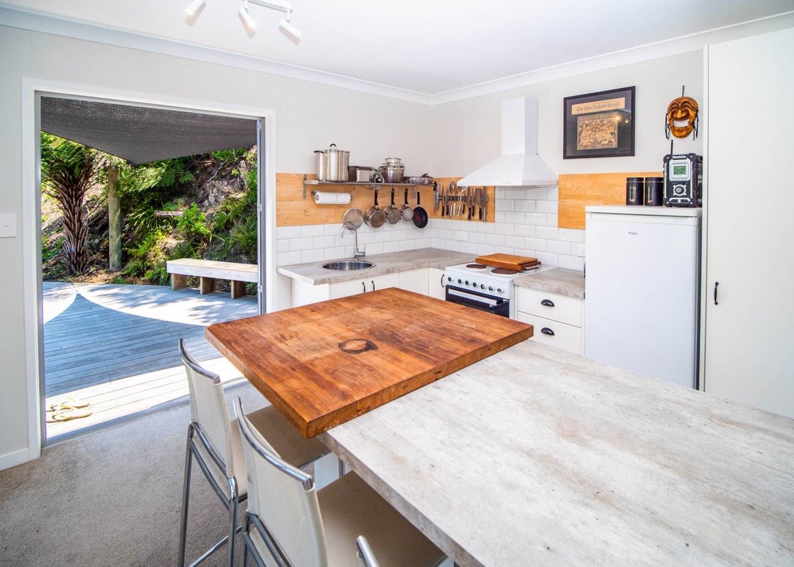 9 Pearl Street, Mangawhai Heads, Mangawhai - Carousel 2