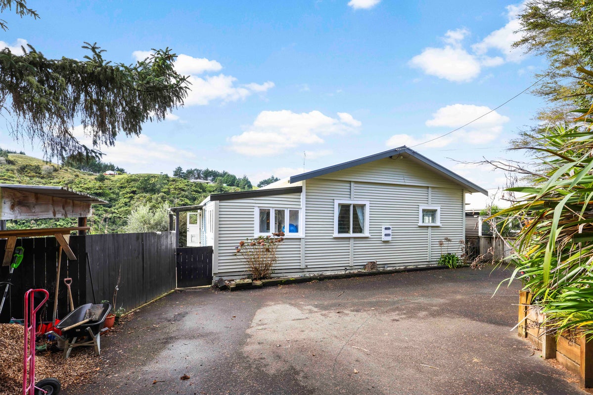 10 Edgecombe Drive, Ngaruawahia - Carousel 1