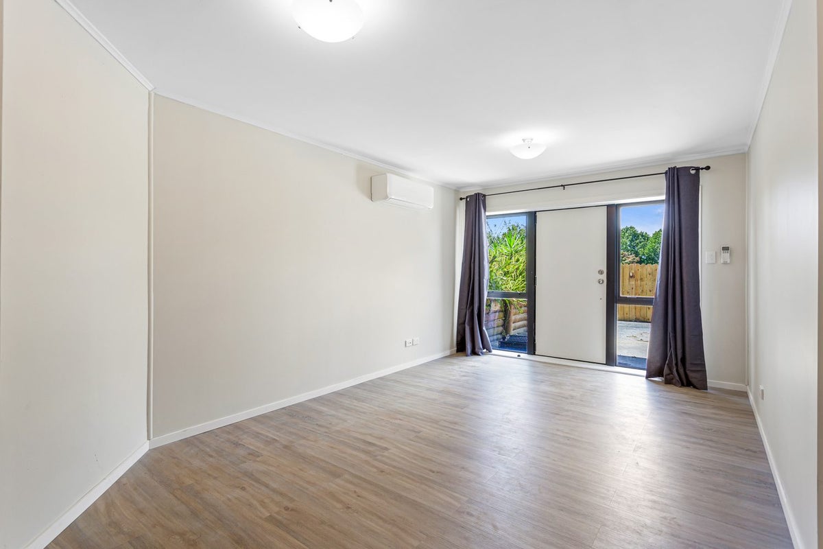 12 Ribot Place, Randwick Park, Auckland - Carousel 2