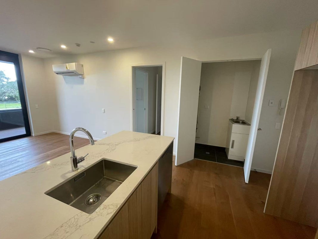 315/48 Esmonde Road, Takapuna, Auckland - Carousel 2