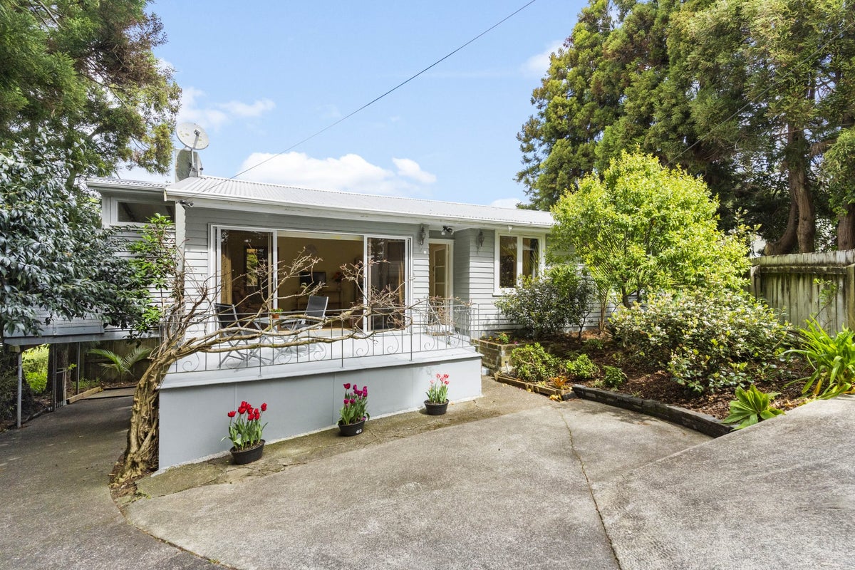 7 Utting Street, Birkdale, Auckland - Carousel 1