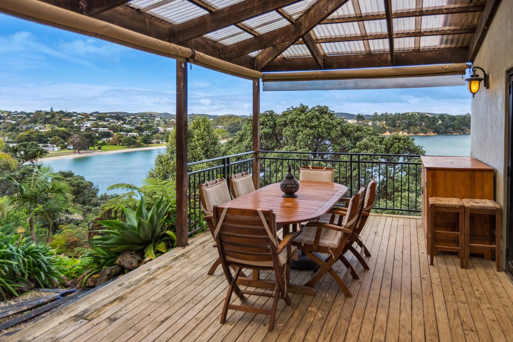 47 Burrell Road, Oneroa, Waiheke Island - Carousel 1