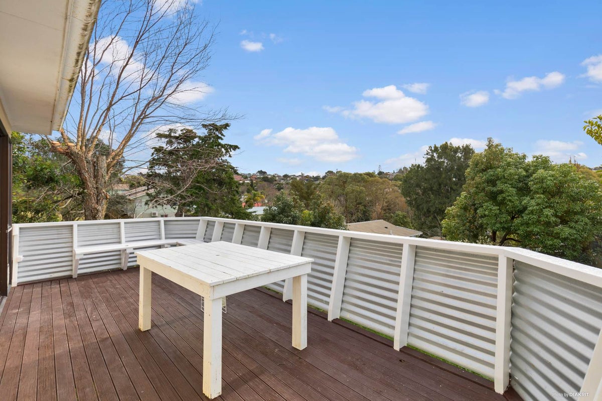 51 Nor'East Drive, Torbay, Auckland - Carousel 2