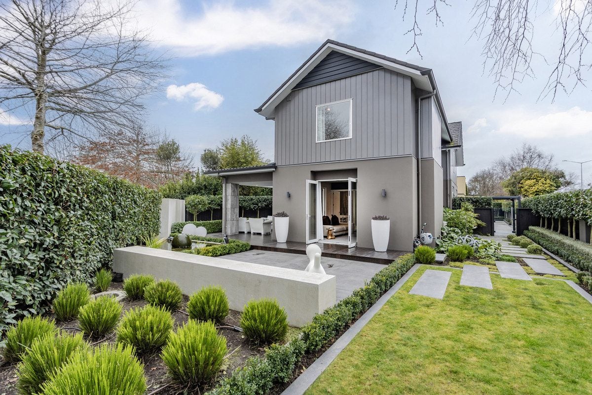 2 Snowdon Road, Fendalton, Christchurch City, Canterbury - Carousel 1