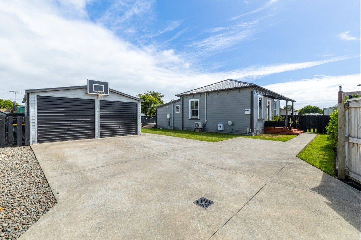 67 Queen Street, Waitara, Waitara - Carousel 2