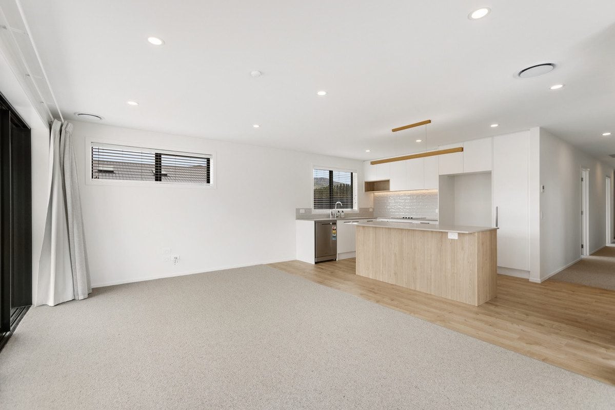 159 Burdon Loop, LAKE HAWEA - Carousel 2