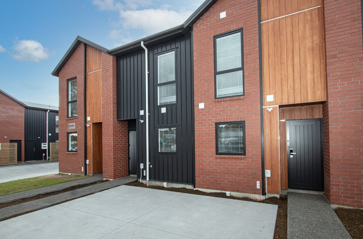 4/13 Palmerston Street, Hamilton Central, Hamilton - Carousel 2