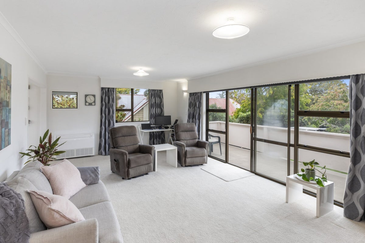 81 Dunbarton Street, Redwood, Christchurch - Carousel 2