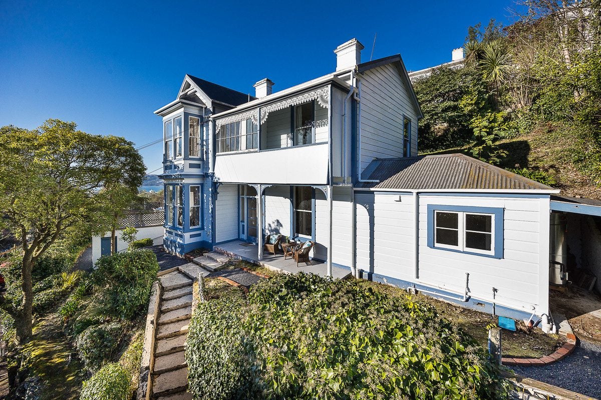 5 Airedale Street, Dunedin Central, Dunedin - Carousel 1