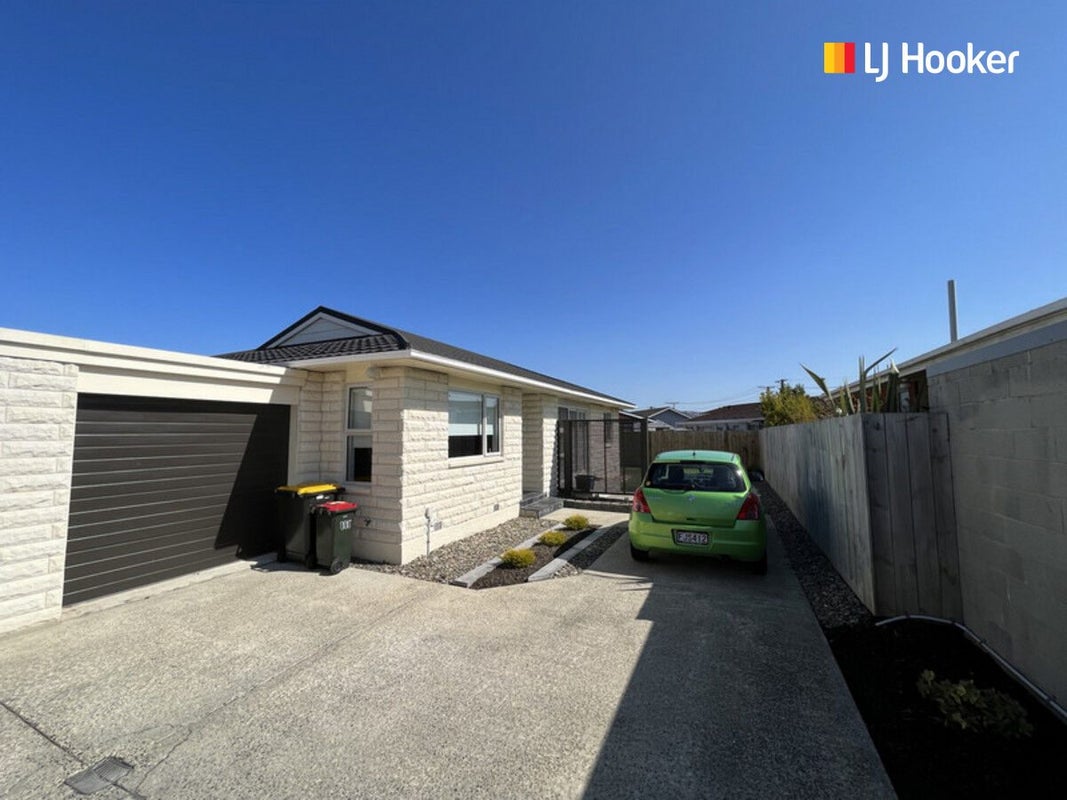12B Queens Drive, Saint Kilda, Dunedin - Carousel 1