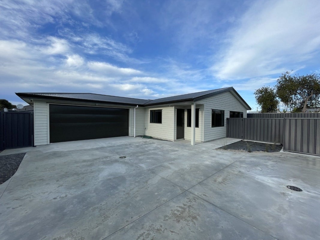 1009 Heretaunga Street East, Parkvale, Hastings - Carousel 1