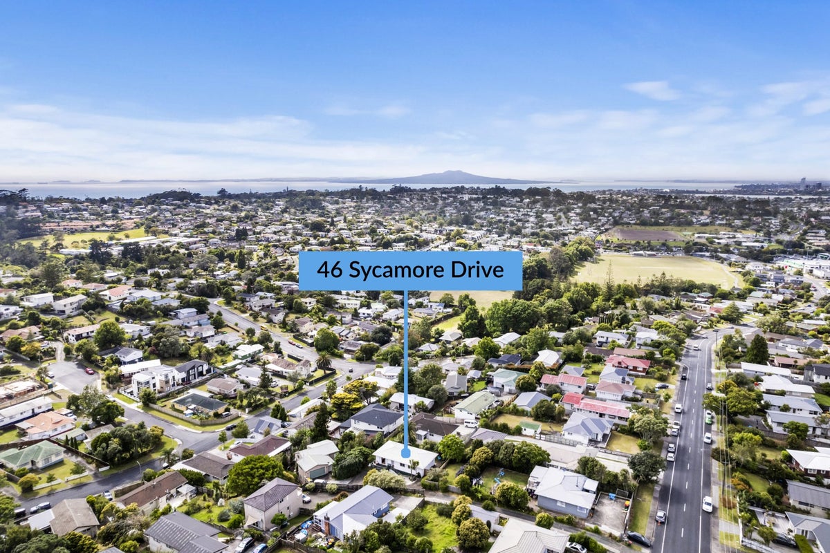 1/46 Sycamore Drive, Sunnynook, Auckland - Carousel 18