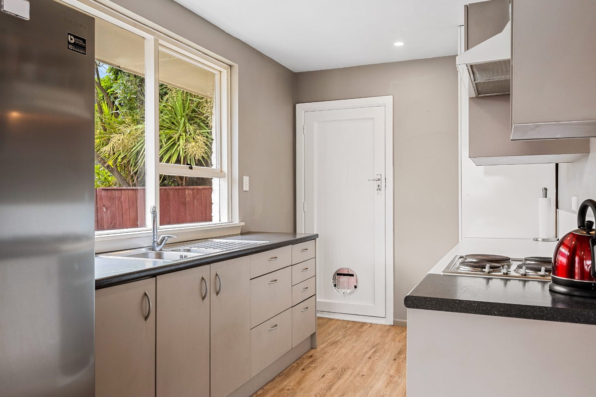 4/59 Purchas Street, St Albans, Christchurch - Carousel 2