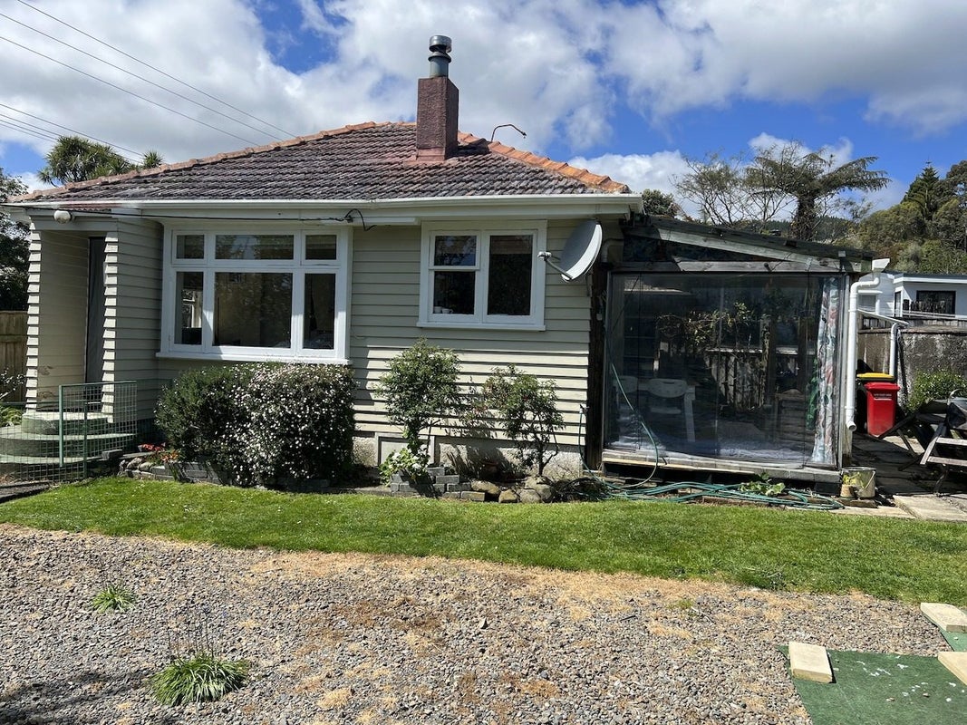 4 Tame Porati Street, Manakau, Levin - Carousel 2
