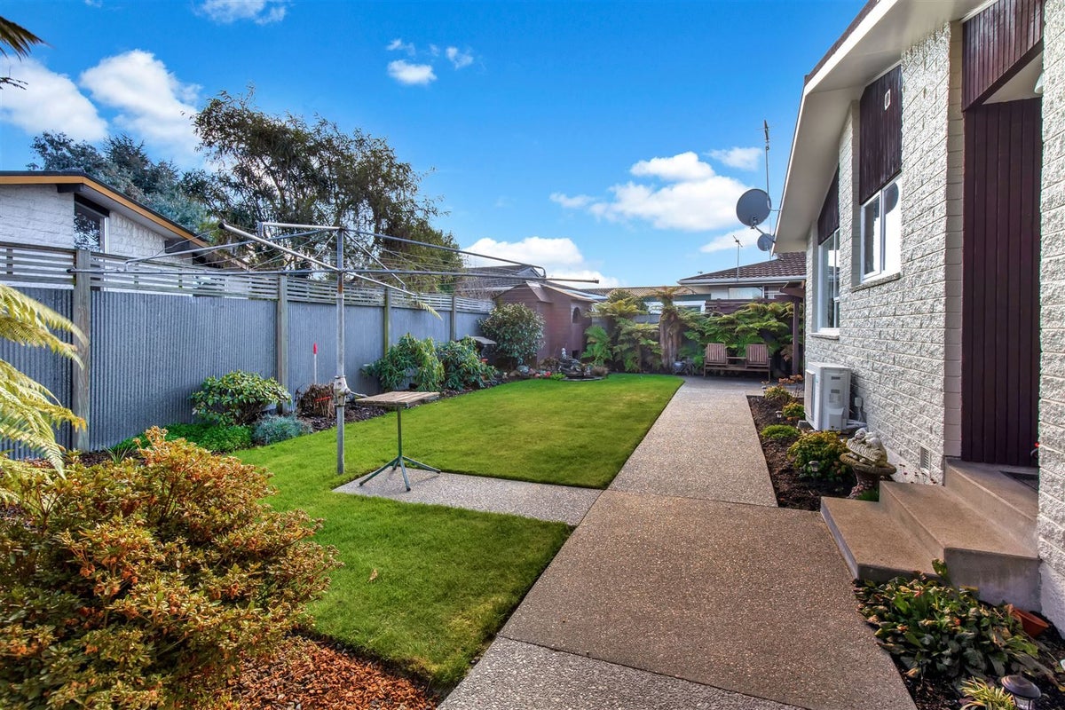 57 Hope Street, Shirley, Christchurch - Carousel 24