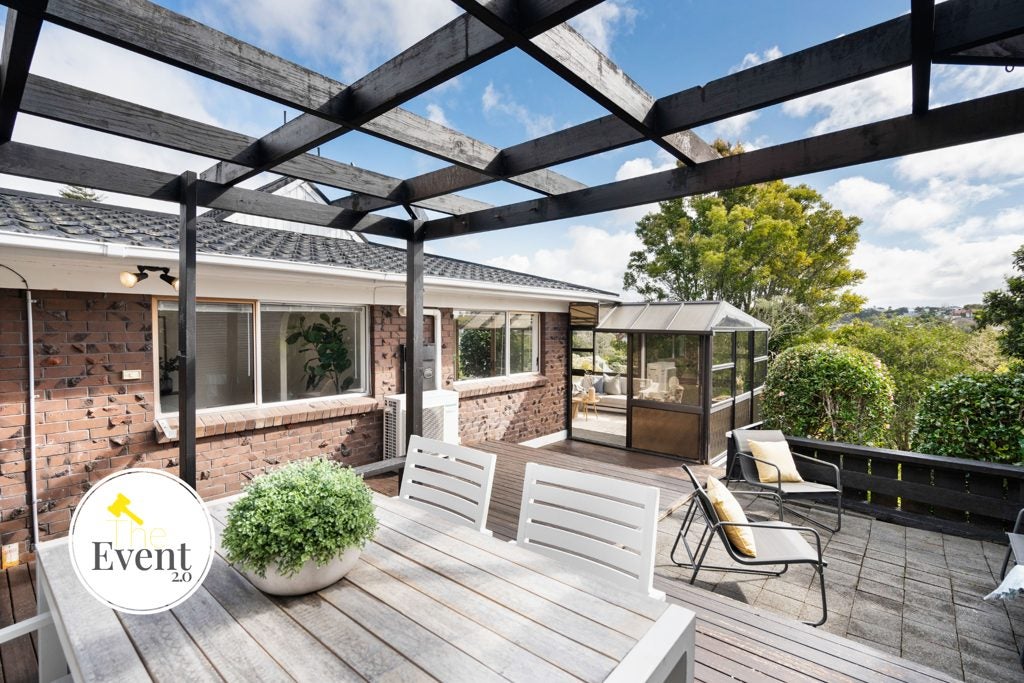 1/12 Hollyhock Place, Browns Bay, Auckland - Carousel 1