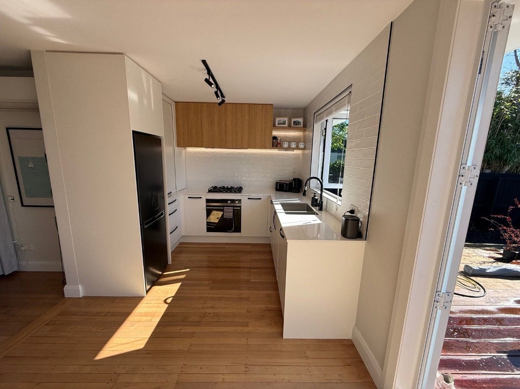 79 Dover Street, St Albans, Christchurch - Carousel 2
