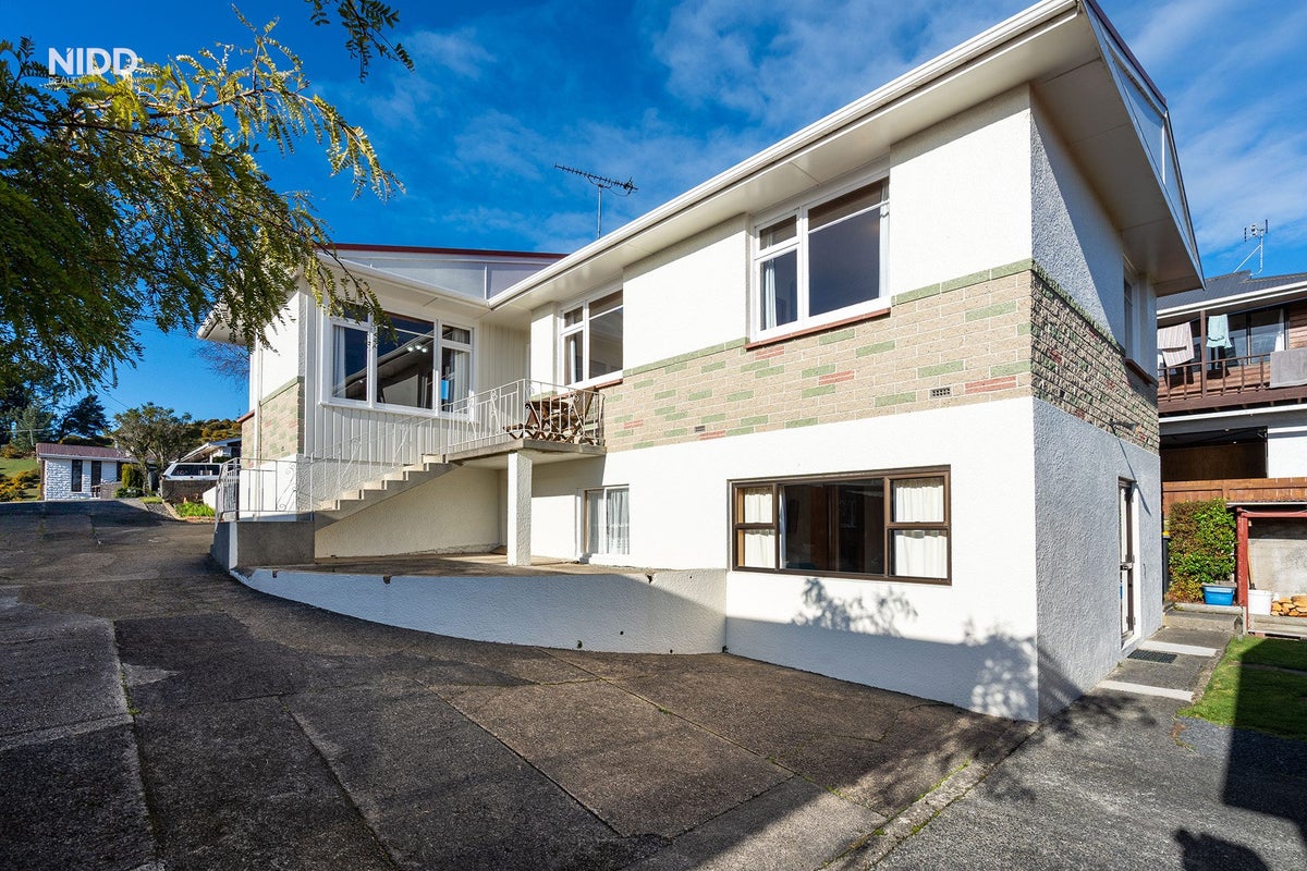 69 Koremata Street, Green Island, Dunedin - Carousel 20