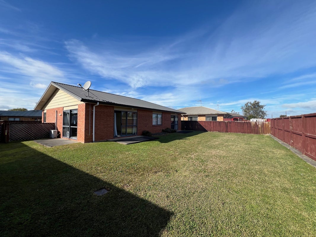 19 Corsair Place, Melville, Hamilton - Carousel 17
