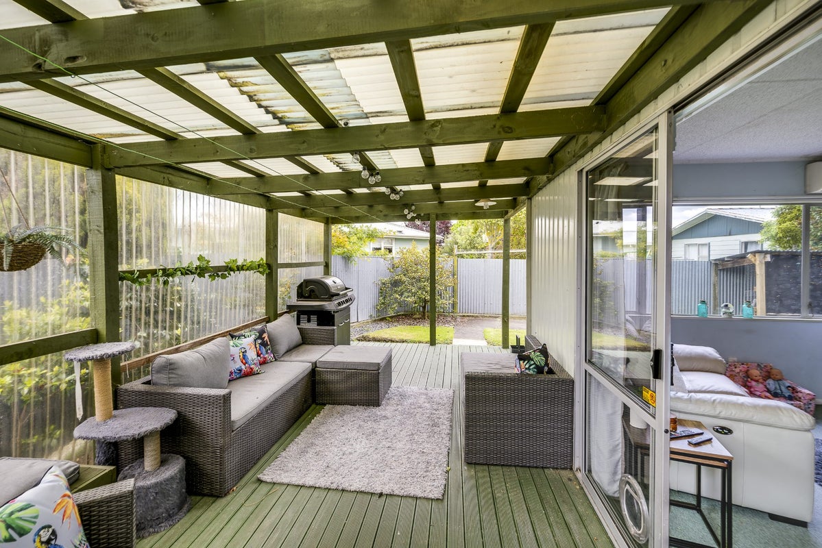 8 NORRIE PL, TAMATEA, NAPIER - Carousel 1