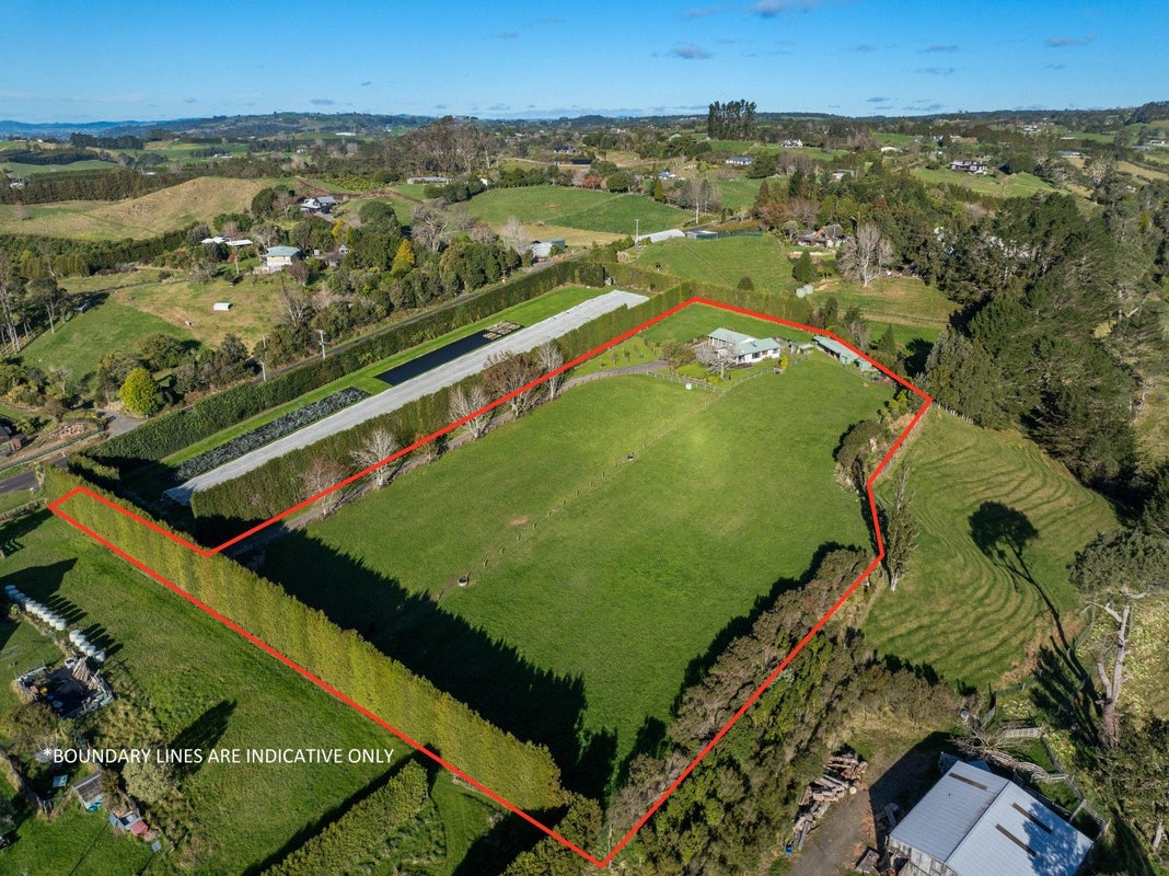 386 Wainui Road, WHAKAMARAMA, KATIKATI - Carousel 18