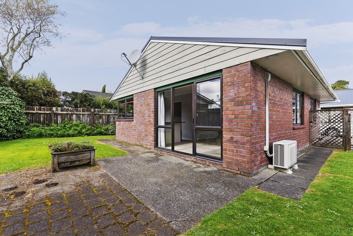 33B Branch Road, Highlands Park, New Plymouth - Carousel 1