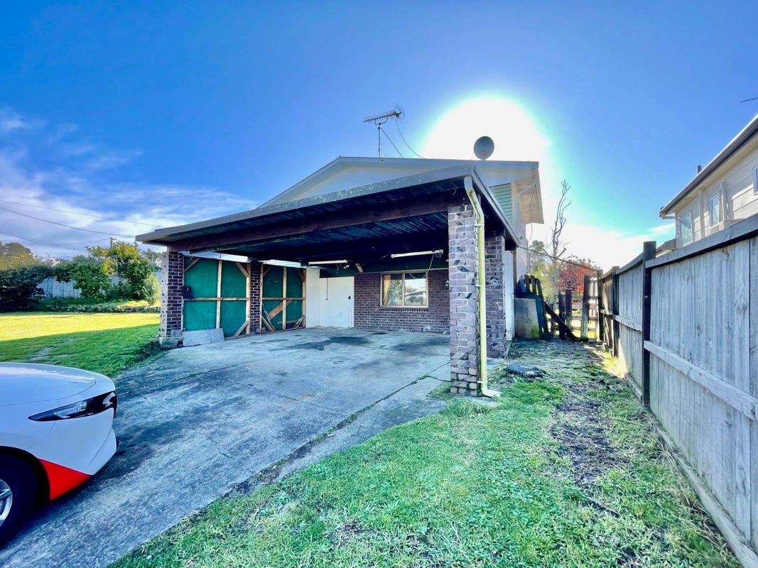 38 Trelawn Place, Cockle Bay, Auckland - Carousel 2