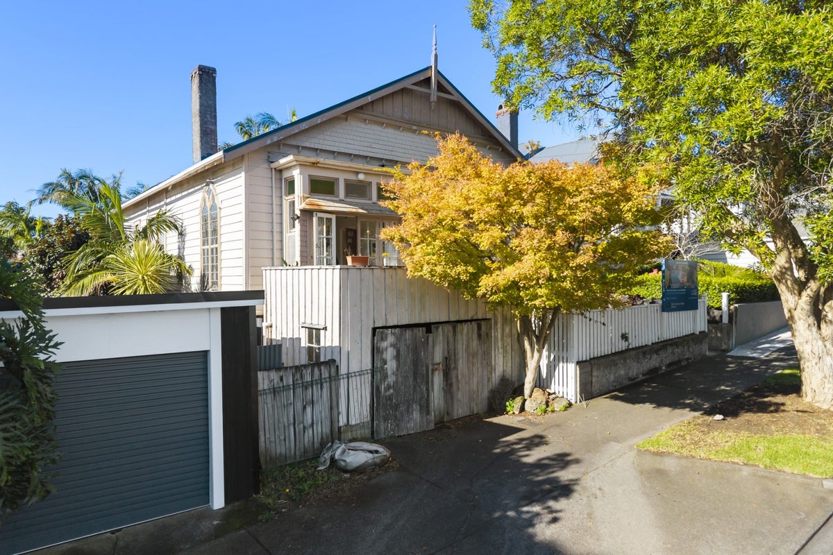 21 Northland Street, Grey Lynn, Auckland - Carousel 2
