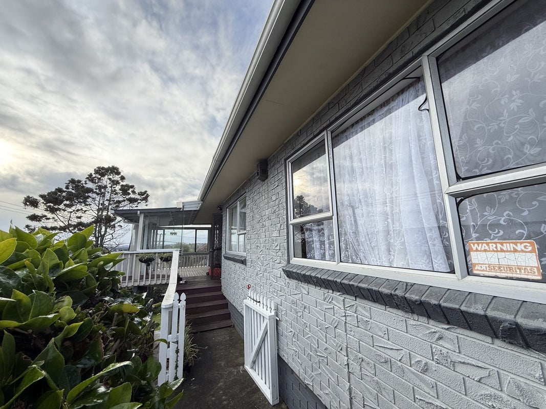 62 Widmore Drive, Massey, Auckland - Carousel 15